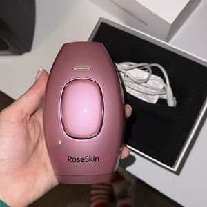 Rose Skin Co IPL hair removal handset